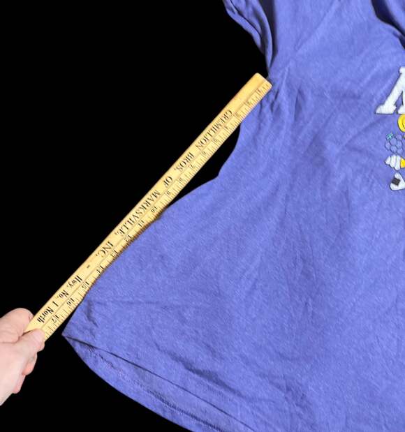 Nintendo Kirby Snack Time Distressed Character Print Adult Tee Purple - Picture 6 of 6